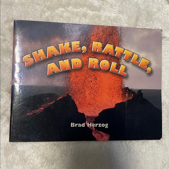 🚒 📚🦖 BUNDLE OF 10 CHILDRENS POP-UP - HARD COVER - PAPERBACK BOOKS Ages 3 & UP - Picture 12 of 16